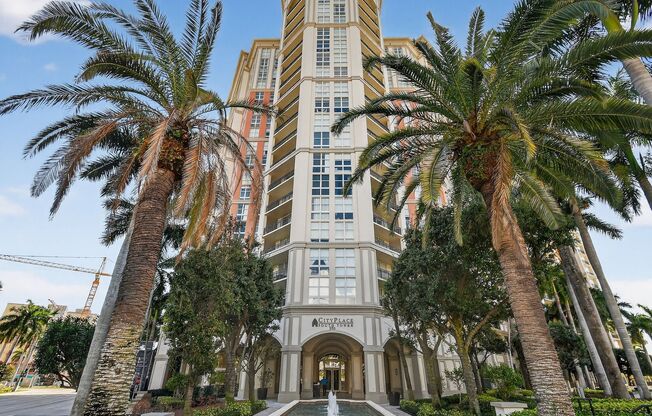 1 bed, 1 bath, 755 sqft, $2,550, Unit #426