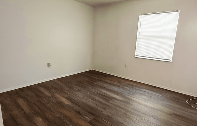 2 beds, 1 bath, $1,675
