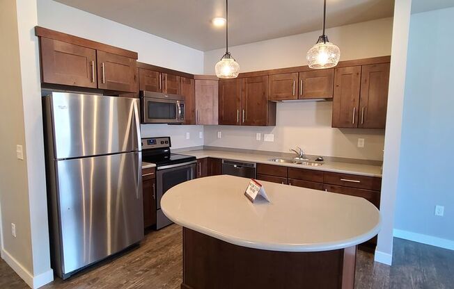 1 bed, 1 bath, $1,095, Unit 115