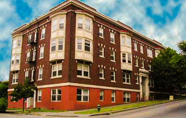 St Florence Apartments