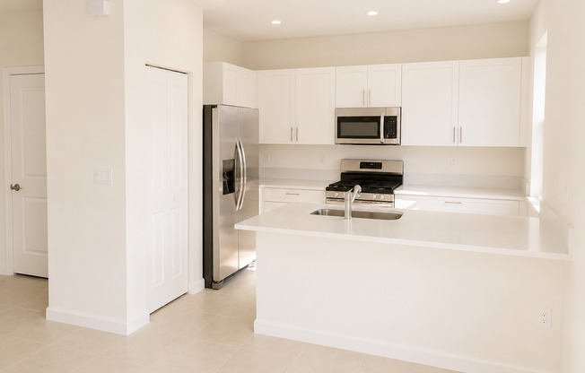 ALTAMIRA TOWNHOUSE
