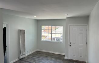 607 East Walnut Street