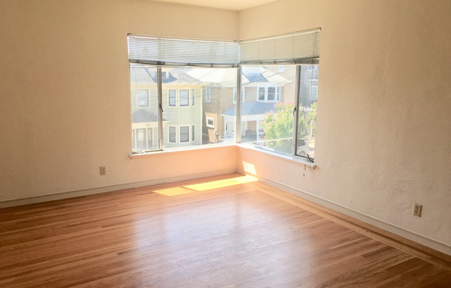 2513-2515 Dana St
