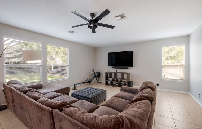 21646 Seminole Oaks