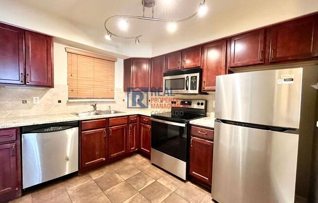 20 S LOGAN ST
