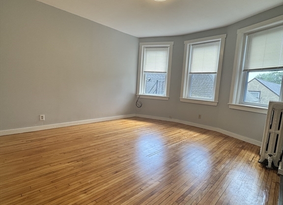 160 STRATHMORE