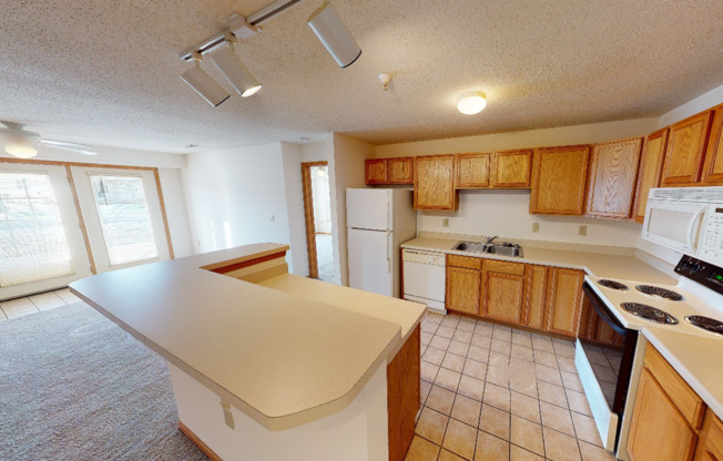 2 beds, 2 baths, 1,050 sqft, $1,825, Unit 1330-102