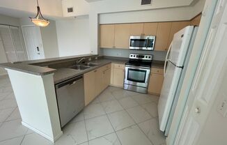 2 beds, 2 baths, $1,900, Unit #306