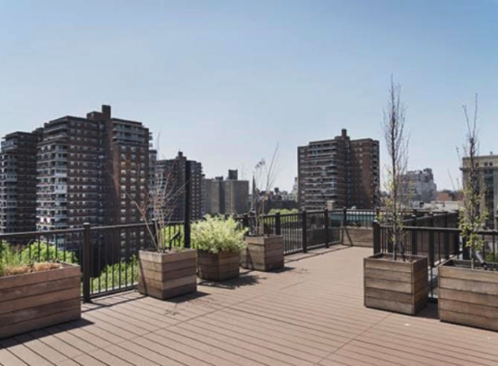 2 beds, 1 bath, $5,400, Unit 7D