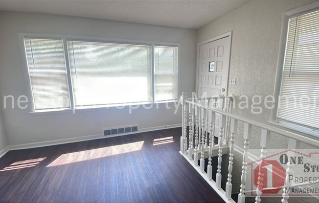 Beautifully Remodeled 2-bedroom, 1-bath home in Kansas City!!!