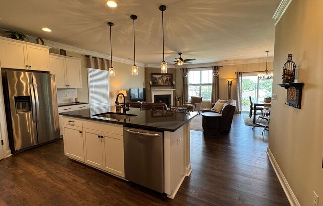 Beautiful 4 Bedroom Single Family Home