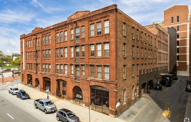 1 bed, 1 bath, 600 sqft, $1,599, Unit 405