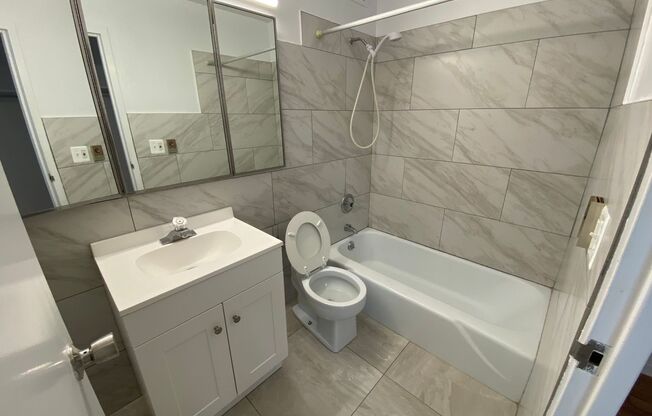 3 beds, 2 baths, 1,200 sqft, $3,450, Unit 1616 - 4A