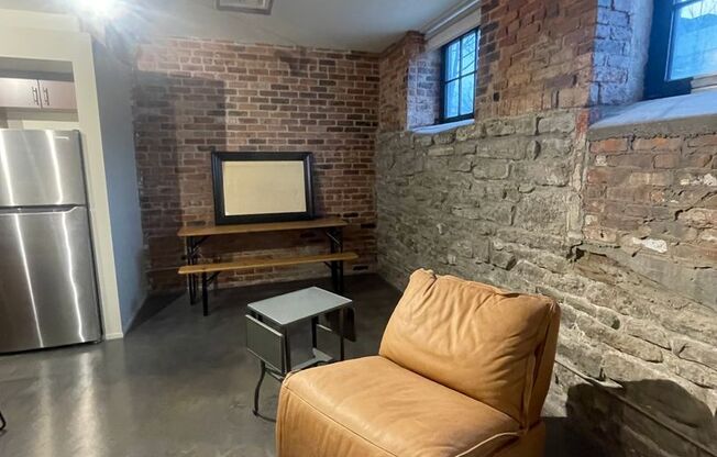 1 bed, 1 bath, 794 sqft, $1,293, Unit 009