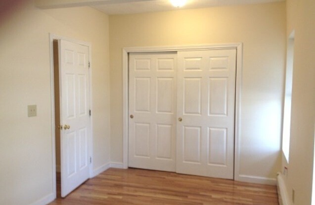 3 beds, 1 bath, 1,182 sqft, $4,000, Unit #2(1A)