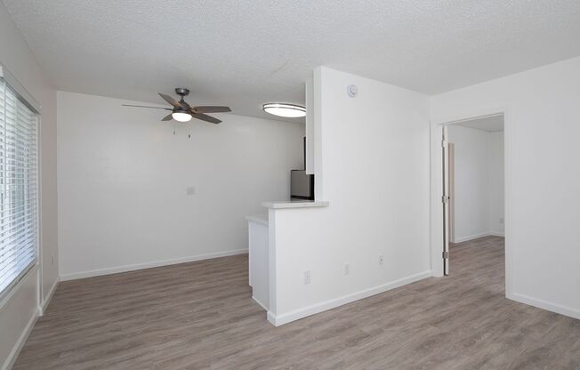 1 bed, 1 bath, $1,895, Unit 32