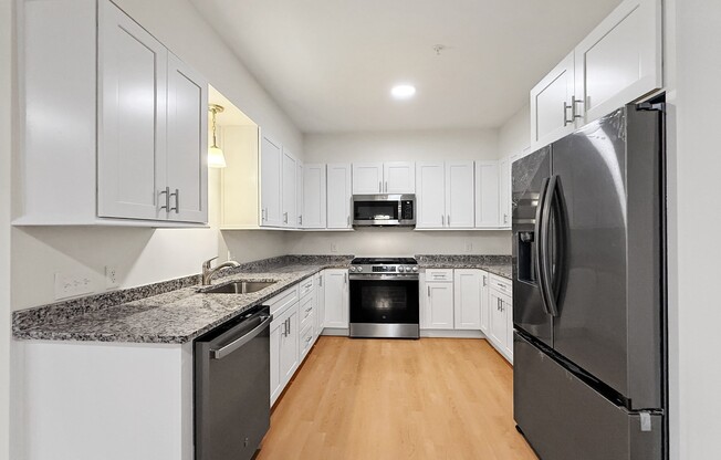 2 beds, 1 bath, 965 sqft, $2,900, Unit 300