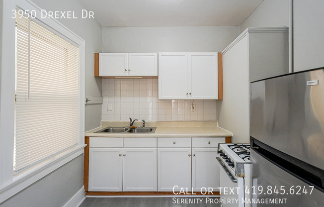 3950 DREXEL DR