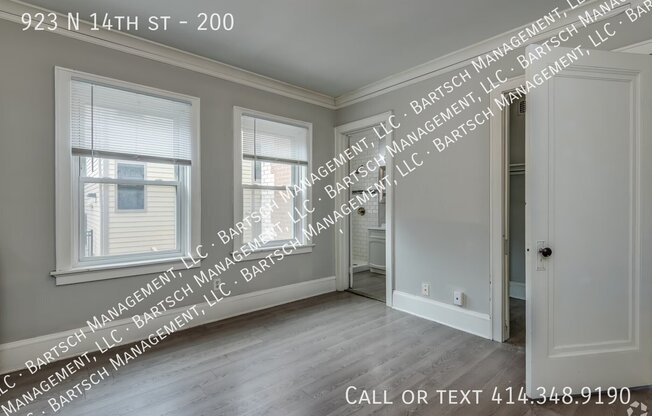 923 N 14 ST