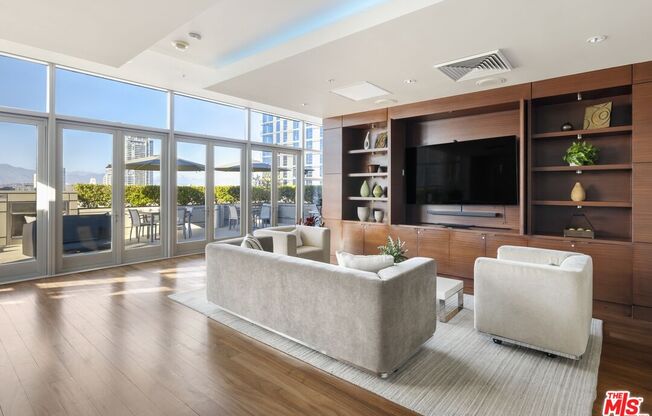 1 bed, 1.5 baths, 1,240 sqft, $3,500, Unit 404