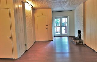 2 beds, 1 bath, $1,695, Unit 1