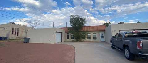 10712 IVANHOE DR