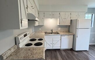 32 S Germantown Road