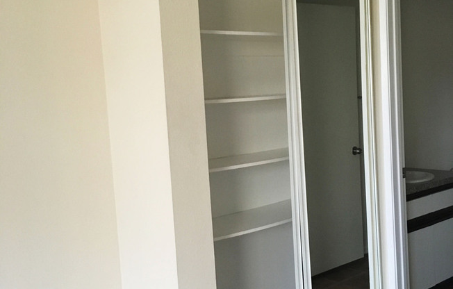 2 beds, 2 baths, 1,000 sqft, $2,654, Unit 213