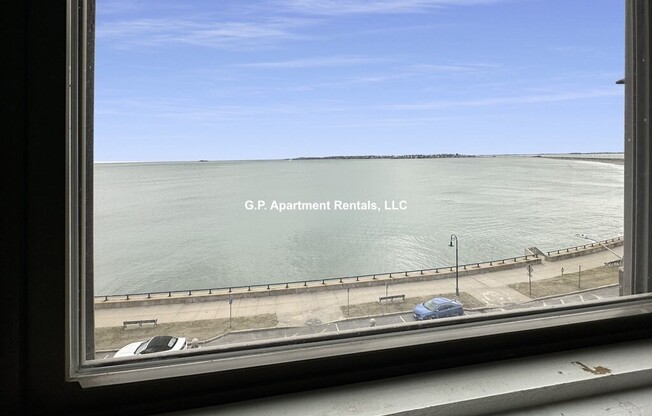 285 LYNNSHORE DR