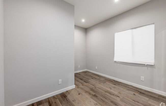 Sweet Spot Alert! Cozy 1 Bed in the Heart of LA