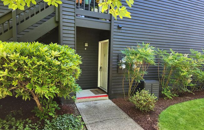 2 Bedroom 2 Bathroom Ground Floor Condo in Murrayhill