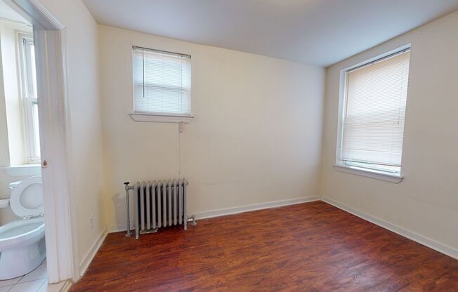 1 bed, 1 bath, 330 sqft, $1,045, Unit 207