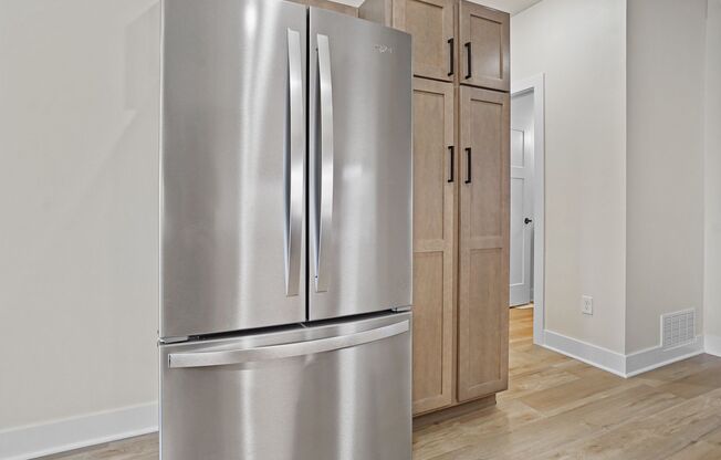 3 beds, 2.5 baths, 1,960 sqft, $2,600, Unit 116 Eiche Drive - Unit 2