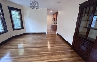 2 beds, 1 bath, 1,100 sqft, $2,500, Unit 3