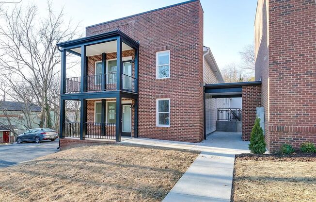 3005 E. Franklin St