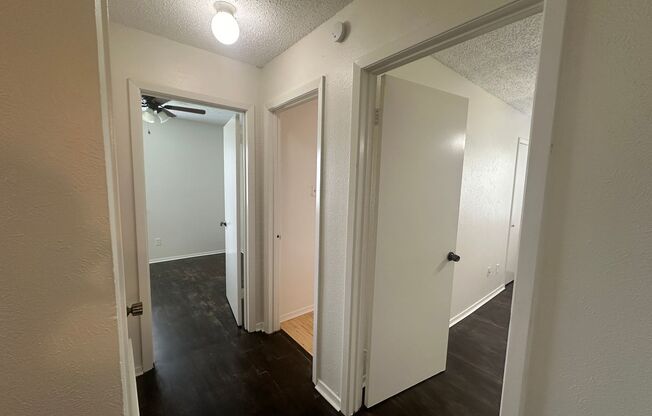 3 beds, 1 bath, $1,500, Unit UNIT 4