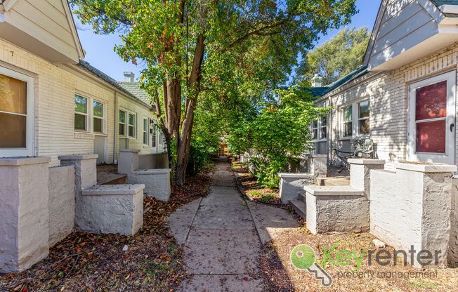 324 S Hydraulic St Fourplex