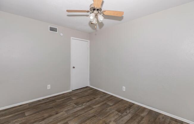 2 beds, 2 baths, 640 sqft, $1,025