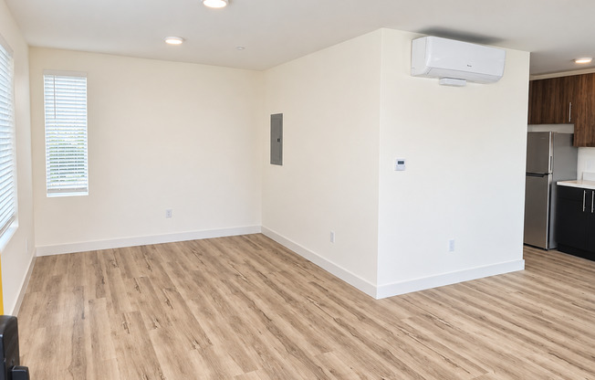 Studio, 1 bath, 434 sqft, $1,995, Unit 704