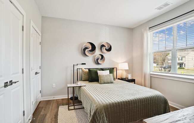 Comfortable Bedroom at Zora University, Charlotte, NC, 28213