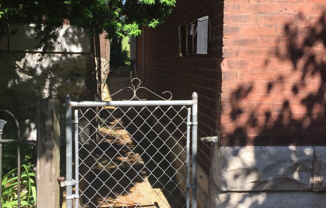 2511 South 9th Street.