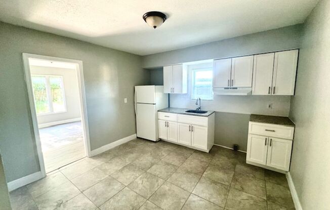 3 beds, 1 bath, $1,850