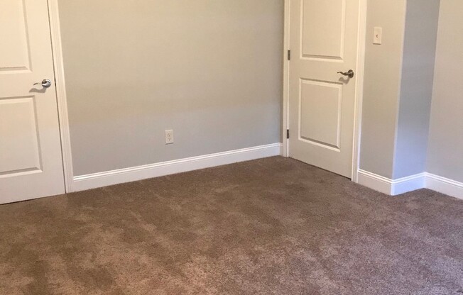 2 beds, 2 baths, 1,074 sqft, $875, Unit 57