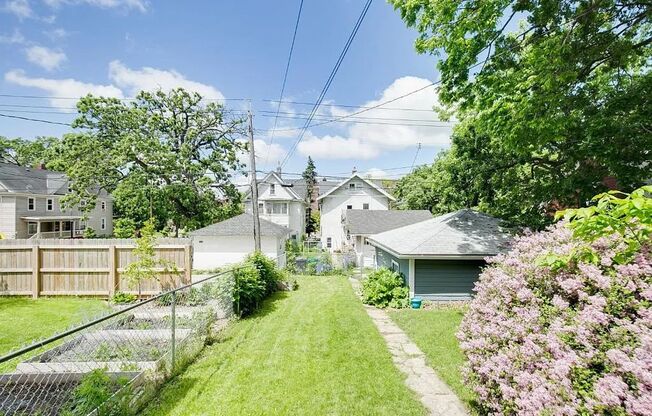 Spacious 5 Bed | 2 Bath Home in the Heart of Lowry Hill East