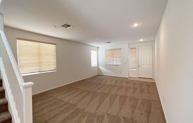 251 HICKORY HTS AVE