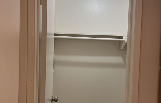 Studio, 1 bath, $1,400, Unit 132