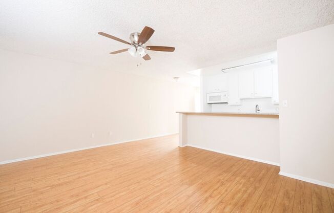 Studio, 1 bath, 599 sqft, $1,595, Unit 045#37