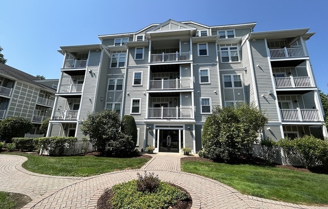 990 VFW PKWY