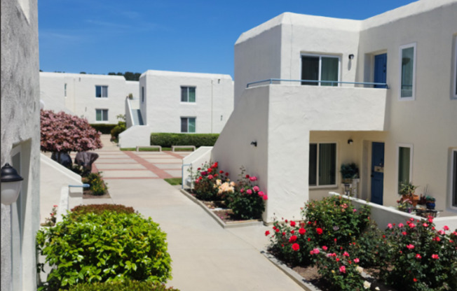 Cardiff By The Sea Senior Apartments