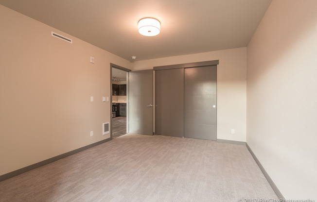 1 bed, 1 bath, 686 sqft, $1,650, Unit 2102